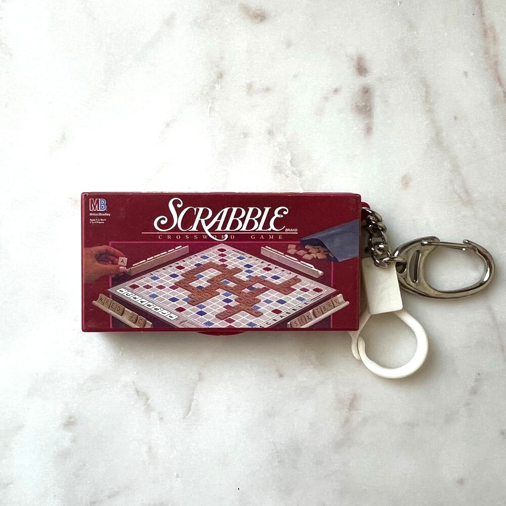 1999 Milton Bradley Miniature Scrabble Key Chain w/ Magnetic Letters in Drawer